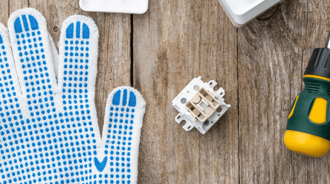 <p>Building a feature-packed CMS for the website in just 3 weeks</p>
